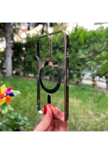 Apple iPhone 13 Pro Pembe Parlak Kenarlı Magsafe Kılıf