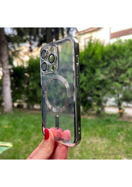 Apple iPhone 14 Pro Gümüş Kamera Korumalı Magsafe Kılıf