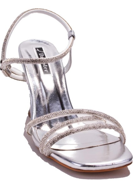 DZA07-337052 Gümüş Taşlı Abiye Topuklu Kadın Ayakkabı