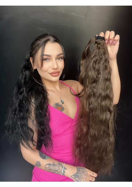 Afro Dalgalı Tak Çık At Kuyruğu Uzun-Doğal Görünümlü Koyu Kumral