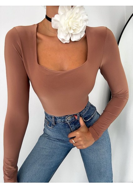 Kadın Sandy Kumaş Kare Yaka Uzun Kollu Body indirimleri