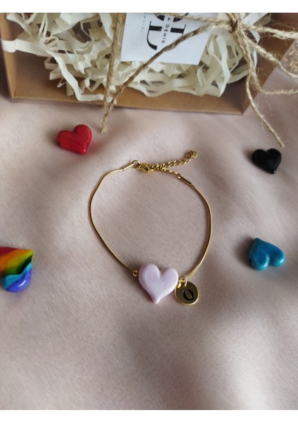 Kişiye Özel Harfli Beyaz Murano Kalp Detaylı Gold Zincir Bileklik