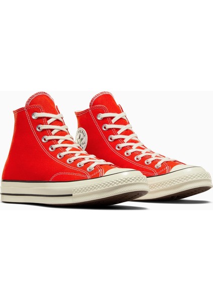 Chuck 70