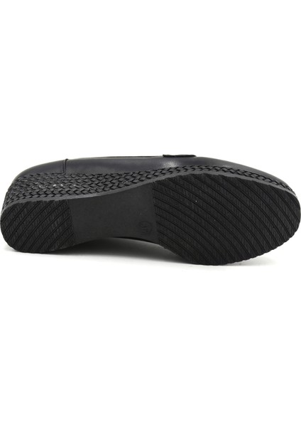 (Park Moda) Poli Hafif Taban Toka Detaylı Dolgu Günlük Kadın Ayakkabı Siyah indirimleri