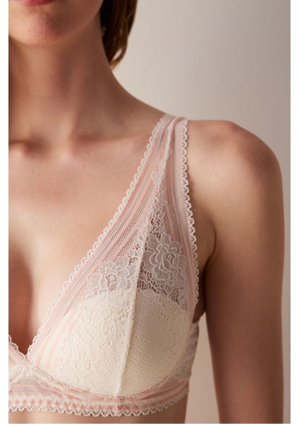 Mona Ekru Sütyen modelleri