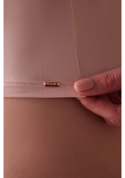 V Yaka Gül Kurusu Atlet modelleri