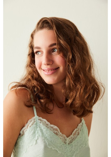 Saten Cami Atlet fırsatları