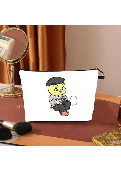 No.15 Tarzı 24X13X5CM Yıldızlı Çocuklar Skzoo Kozmetik Çantaları Kadınlar Için Su Geçirmez Makyaj Çantası Çift Taraflı Baskı Kalem Kutusu Erkek Kız Kore Tarzı Pantolon (Yurt Dışından)