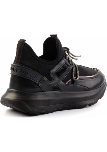 Siyah Platin Taşlı Streç Kadın Sneaker K01212333317 fırsatları