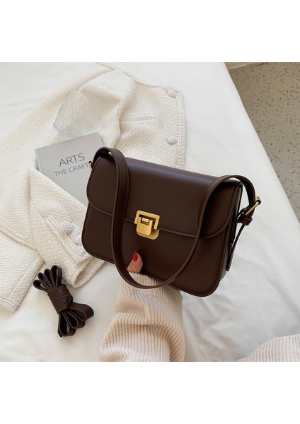 Kadın Çantaları 2023 Yeni Trendy Moda Basit Messenger Çanta Retro Batı Tarzı Tek Omuz Küçük Kare Çanta (Yurt Dışından)