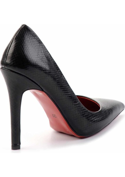 Siyah Yılan Baskı Kadın Klasik Topuklu Ayakkabı K01455018007 fırsatları