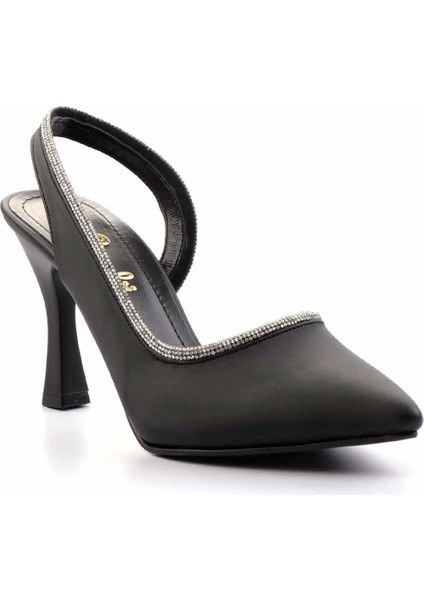 Mat Siyah Saten Kadın Klasik Topuklu Ayakkabı K01471060138 modelleri
