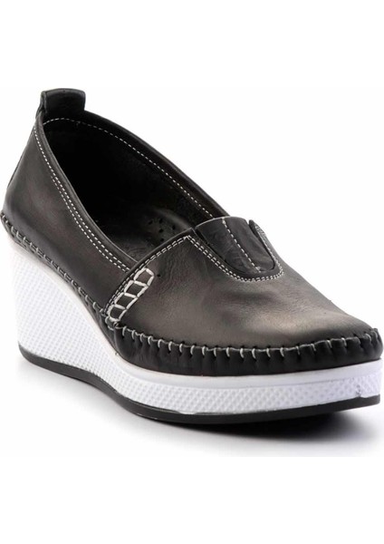 Siyah Deri Kadın Casual Ayakkabı K01908004503 modelleri