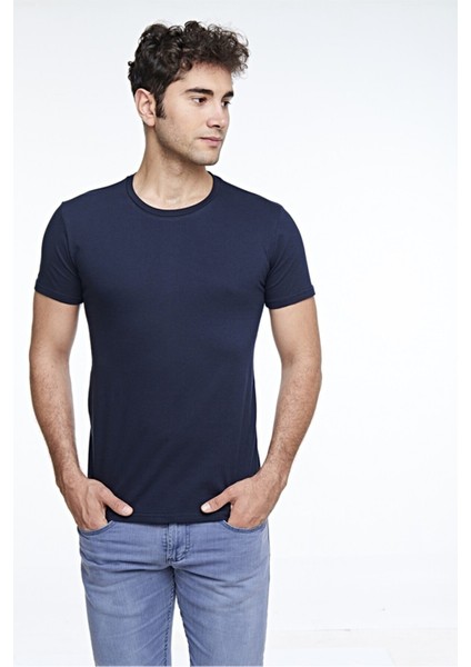 Erkek Sıfır Yaka T-Shirt modelleri