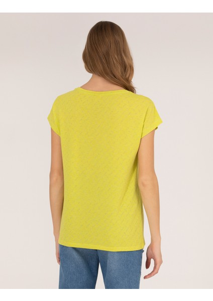 Kadın Yeşil Comfort Fit Tişört 50267656-VR232