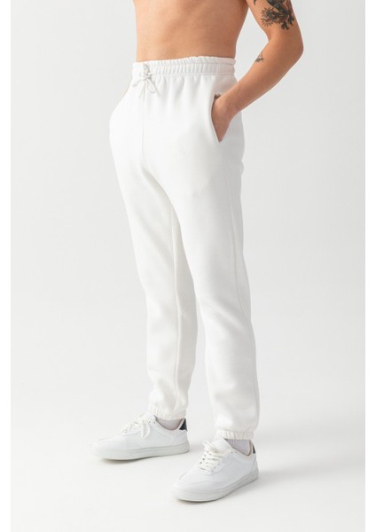 Peak Nakışlı Eşofman Altı Beyaz fırsatları