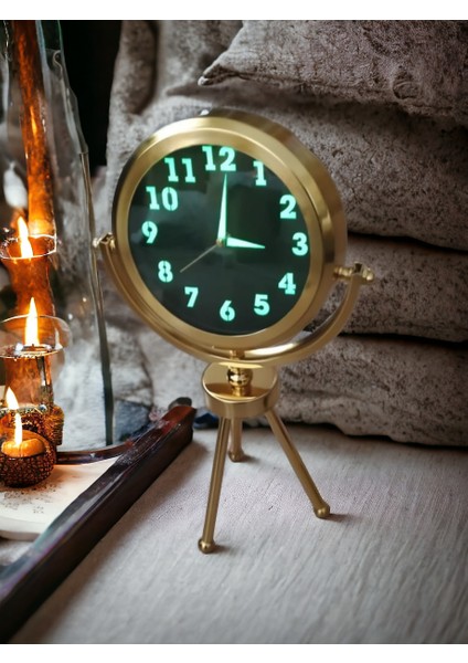 Gold Metal Fosforlu Gece Görünen Parlayan Ofis Salon Ayaklı Masa Saati