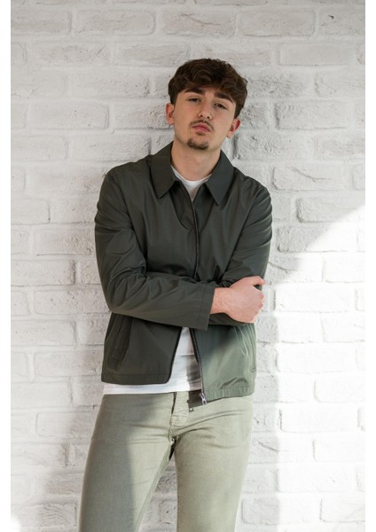 Yakalı Fermuar Kapamalı Içi Astarlı Regular Fit Baharlık Mont fiyatları