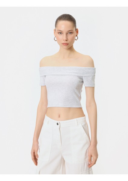 Omzu Açık Tişört Crop Kat Detaylı Ribanalı Kısa Kollu modelleri
