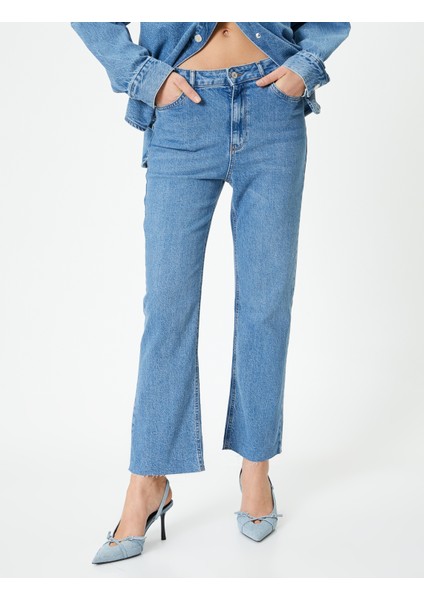 Kısa Ispanyol Paça Kot Pantolon Victoria Crop Flare Jeans