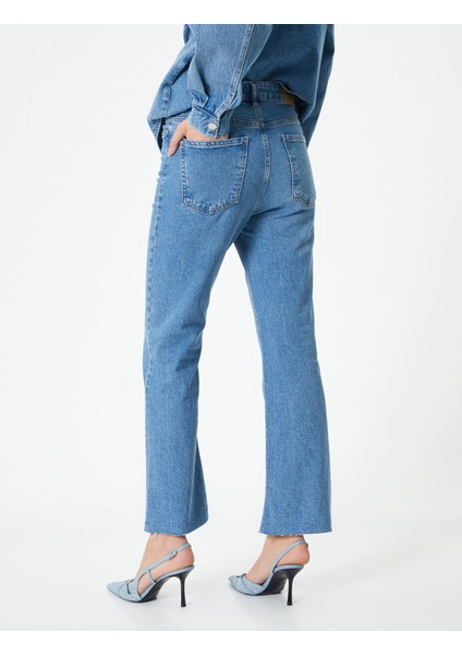 Kısa Ispanyol Paça Kot Pantolon Victoria Crop Flare Jeans