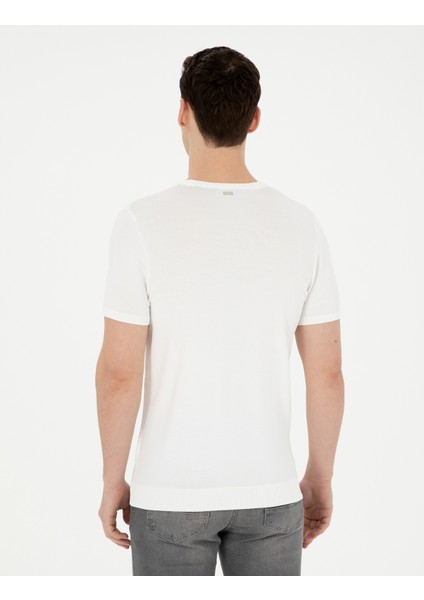 Erkek Beyaz Slim Fit Bisiklet Yaka Triko Tişört 50287450-VR013 indirimleri