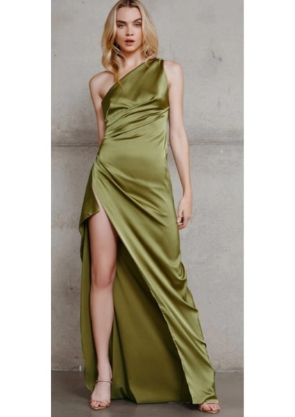 Yırtmaç Detaylı Saten Elbise modelleri