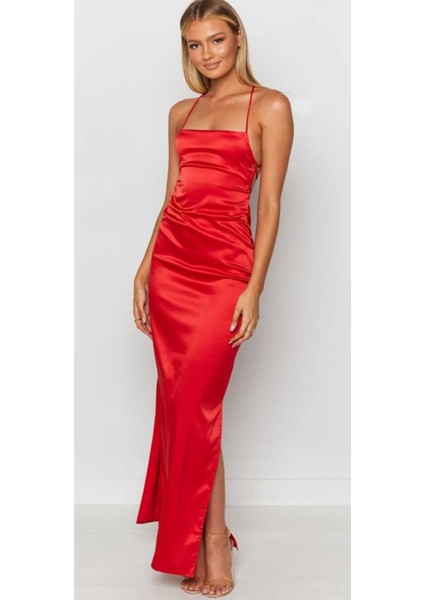 Sırt Dekolteli Çift Yırtmaçlı Saten Elbise fırsatları