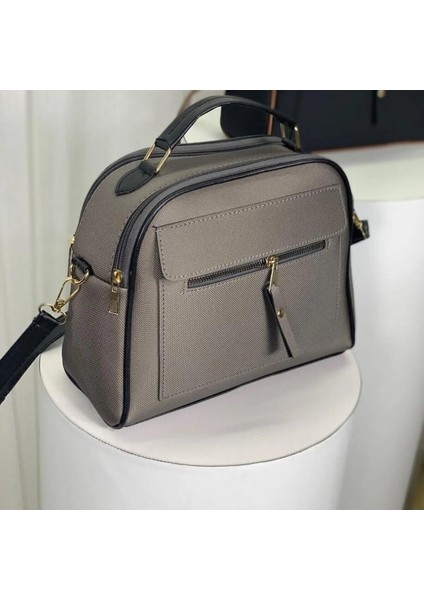 3 Bölümlü Astarlı Askılı Kadın El Ve Omuz Çantası Genişlik: 28 Cm. Yükseklik: 22 Cm