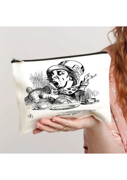 No.1 Stili Prenses Alice Seyahat Makyaj Çantası Büyük Kapasiteli Depolama Güzellik Çantası Kadın Kozmetik Çantaları Harikalar Diyarında Organizatör Makyaj Çantası (Yurt Dışından) indirimleri