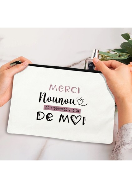 3NOU009 Tarzı Merci Ma Nounou Adorée Baskı Kozmetik Çantası Kadın Neceser Makyaj Çantaları Beyaz Fermuarlı Kese Seyahat Tuvalet Organizatör Nounou Hediyeler (Yurt Dışından) indirimleri