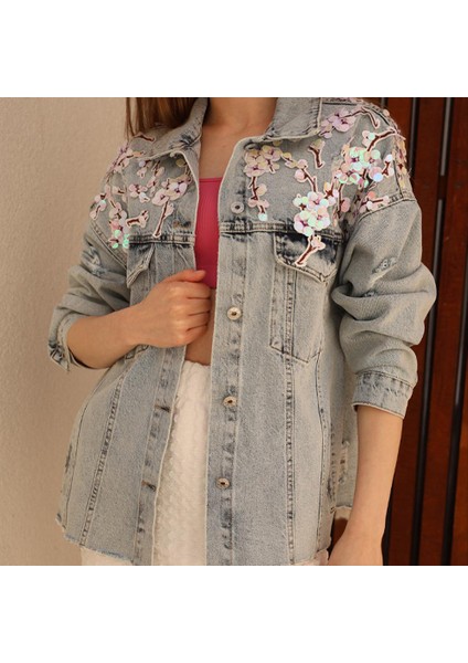 Çiçek Pul Işlemeli Regular Fit Uzun Kollu Düğmeli Tasarım Denim Jean Kot Ceket