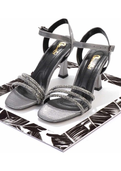 Platin Saten Kadın Abiye Ayakkabı K05475070438