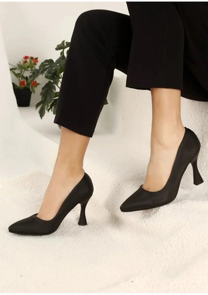 820 Kadın Klasik Topuklu Stiletto