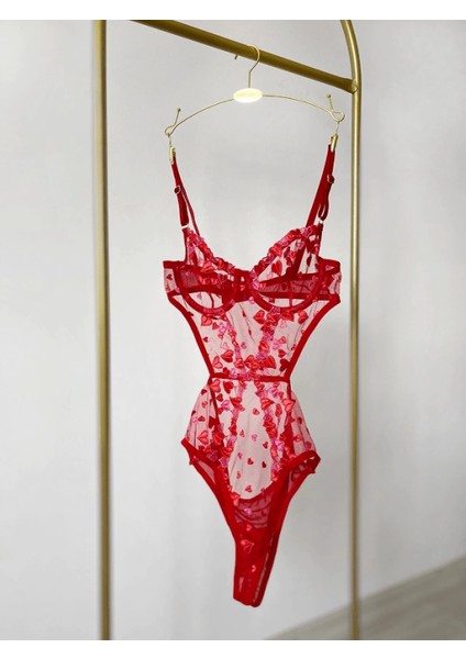 Kalpli Işlemeli Bodysuit