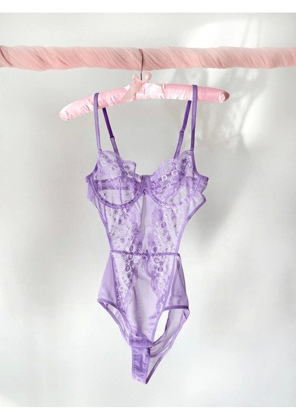 Brode Detaylı Bodysuit