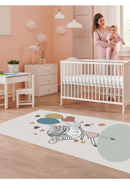 Balon Tutan Kız Halısı Yıkanabilir Kaymaz Taban Bebek ve Çocuk Odası