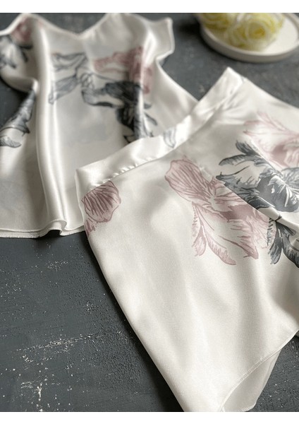 Çiçek Desenli Saten Şortu Takım modelleri