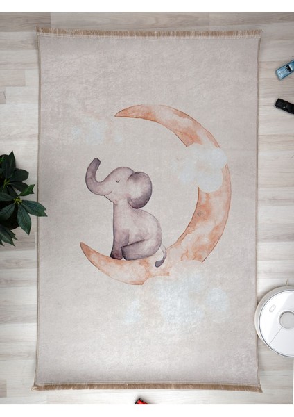 Fil Desenli Halı Yıkanabilir Kaymaz Taban Bebek Odası