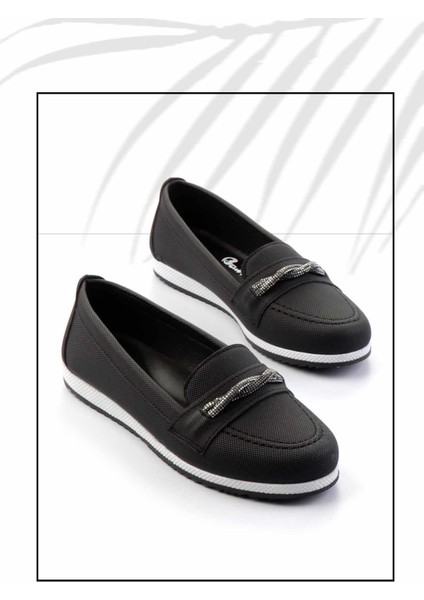 Siyah Kadın Loafer Ayakkabı K01621111109