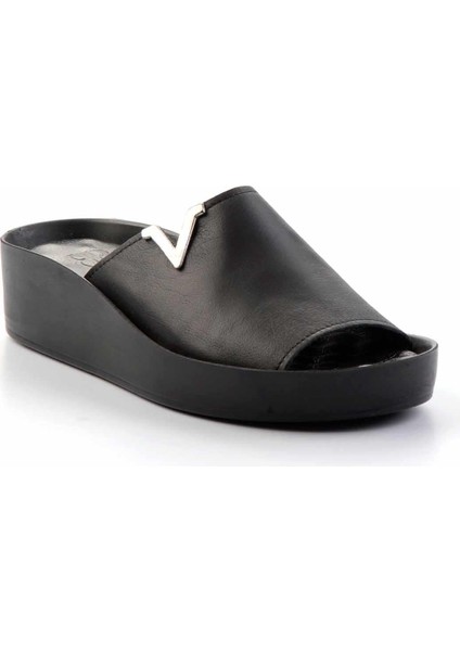 Siyah Hakiki Deri Kadın Terlik K04331111103 fiyatları