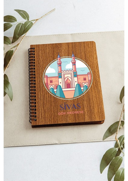 Sivas Gök Medresi Şehir Tasarım Ahşap Kapaklı Defter Kraft Kağıt Özel Tasarım fiyatları