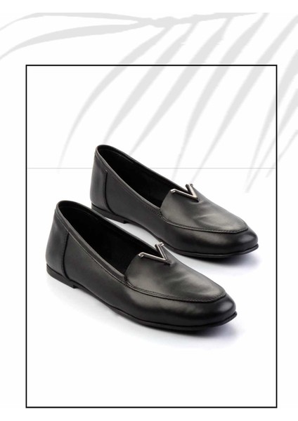 Siyah Siyah Hakiki Deri Kadın Loafer Ayakkabı K01815060303