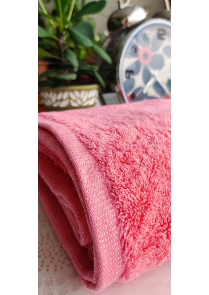 Çeyizlik Lüx Bambu 90X150 Cm. Ihraç Malı Banyo Havlusu (%40 Bambu %60 Pamuk Lifi Içerir)