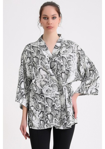 Uzun Kol Yılan Desenli Belden Bağlamalı Rahat Kalıp Kısa Saten Kimono fırsatları