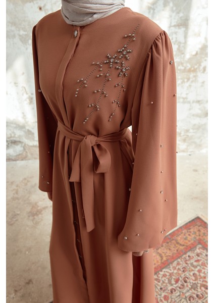 Lena Işleme Detaylı Abaya - Camel