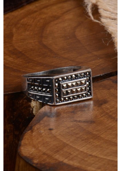 Mavi Kehribar Taşlı Kubbe Model Yanı Teşkilat-I Mahsusa Işlemeli Erkek Gümüş Yüzük