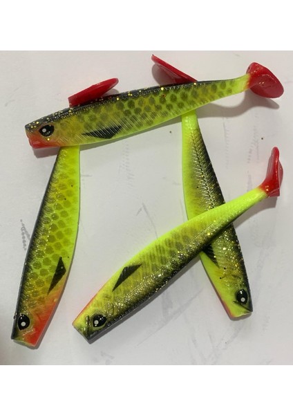 Lucky Taıl Red Taıl 3D Shad 3,5''- PG31 8.9 cm Silikon Balık Yem