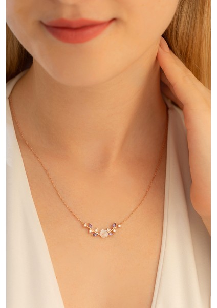 - Zirkon Taşlı Manolya Çiçeği Motifli Rose Altın Kaplama Gümüş Kolye