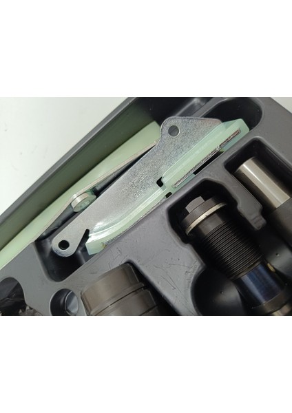 Cnh Iveco 3.0 Hdı Eksantrik Zincir Seti 5802009617 indirimleri